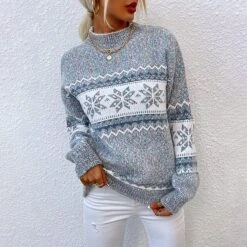 Women's Ugly Christmas Sweater Pullover Sweater Jumper Turtleneck Ribbed Knit Acrylic Knitted Fall Winter Xmas Holiday Vintage Style Long Sleeve Snowflake Pink Blue Apricot S M L