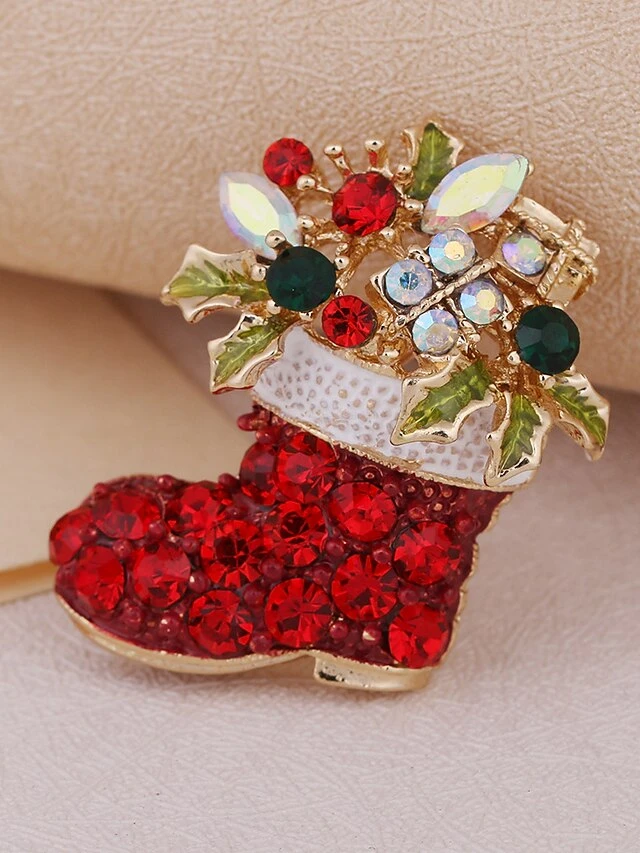 Women's Christmas AAA Cubic Zirconia Brooches Classic Flower Personalized Stylish Brooch Jewelry Gold For Xmas Street Date 4 Women's Christmas AAA Cubic Zirconia Brooches Classic Flower Personalized Stylish Brooch Jewelry Gold For Xmas Street Date - Image 2